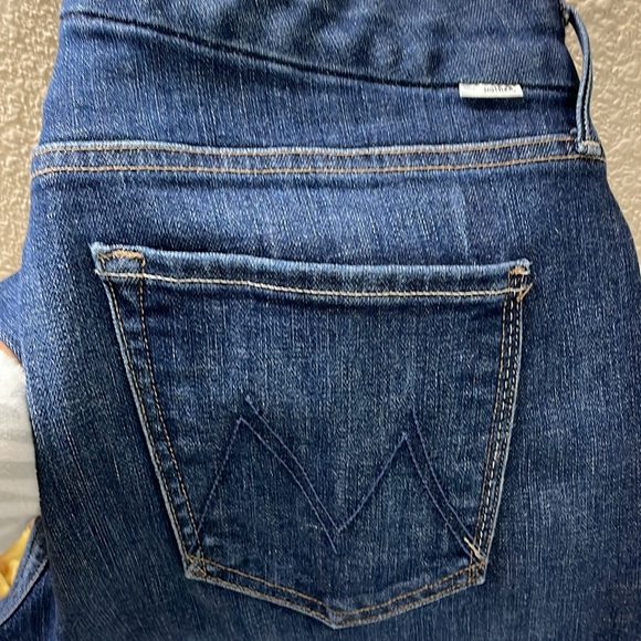 MOTHER  Jeans  . The Looker Crop Switch it Up medium dark indigo . Sz 32 waist - Picture 2 of 7